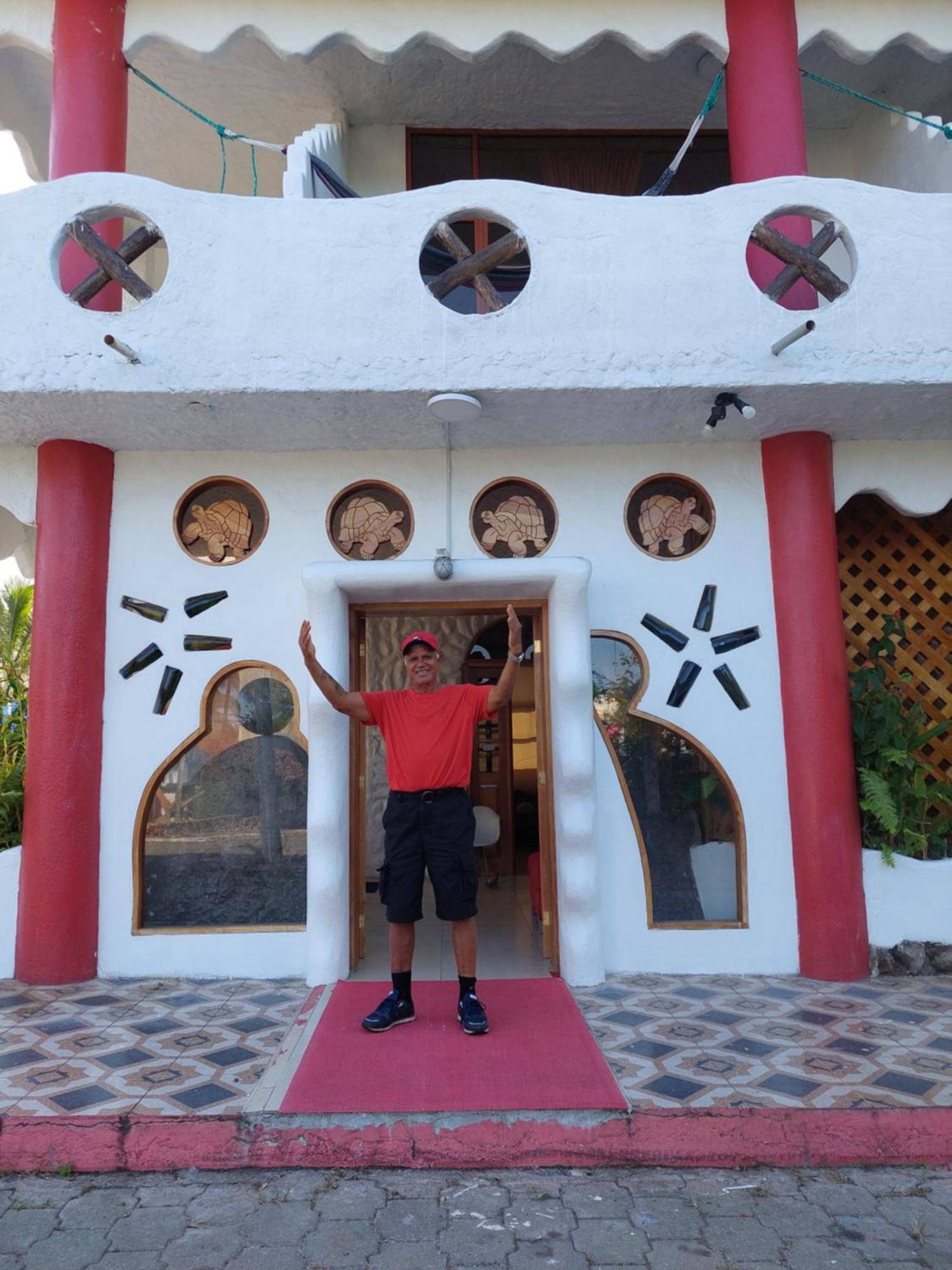Royal Galapagos Inn プエルト・バケリソ・モレノ エクステリア 写真