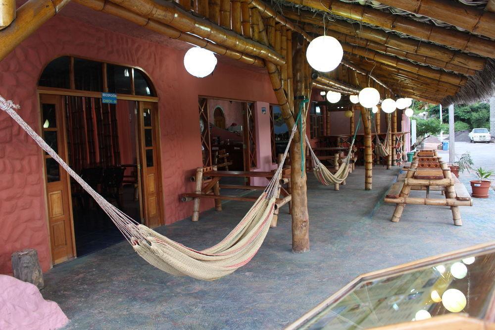 Royal Galapagos Inn プエルト・バケリソ・モレノ エクステリア 写真